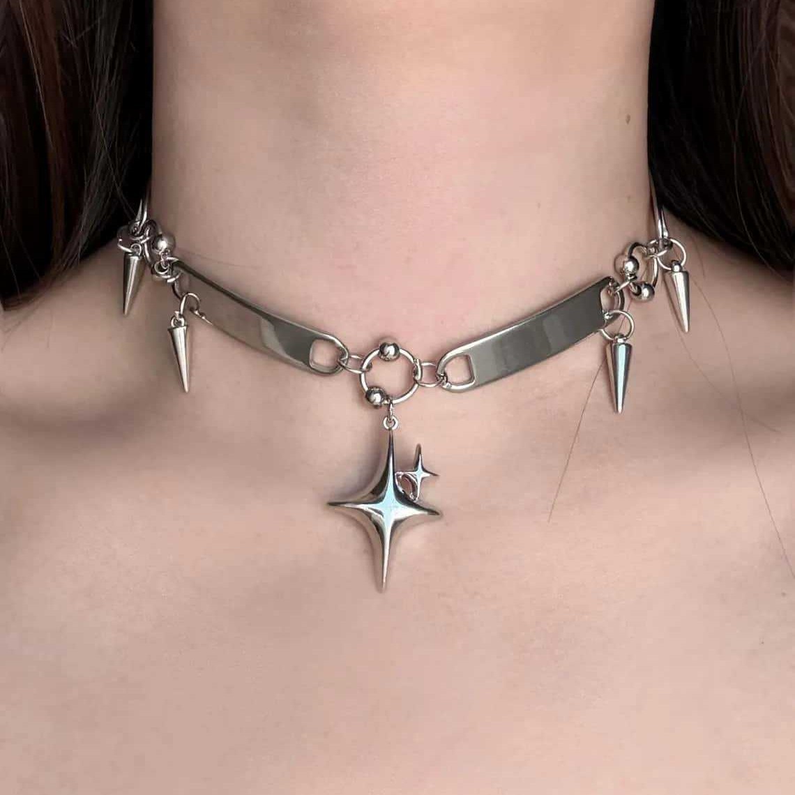 Collana girocollo punk con ste - Goth Punk Spike Choker recensione e prezzo